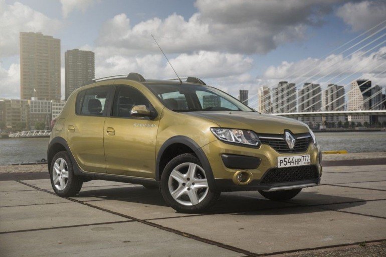 Renault снизила цены на Logan, Sandero и Sandero Stepway