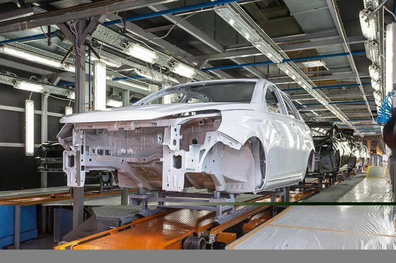 АВТОВАЗ запустил автозавод в Ижевске после каникул