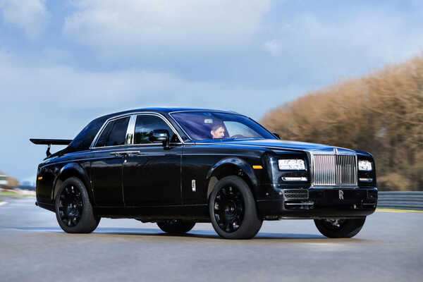 Rolls-Royce выпустит внедорожник Cullinan в 2018 году