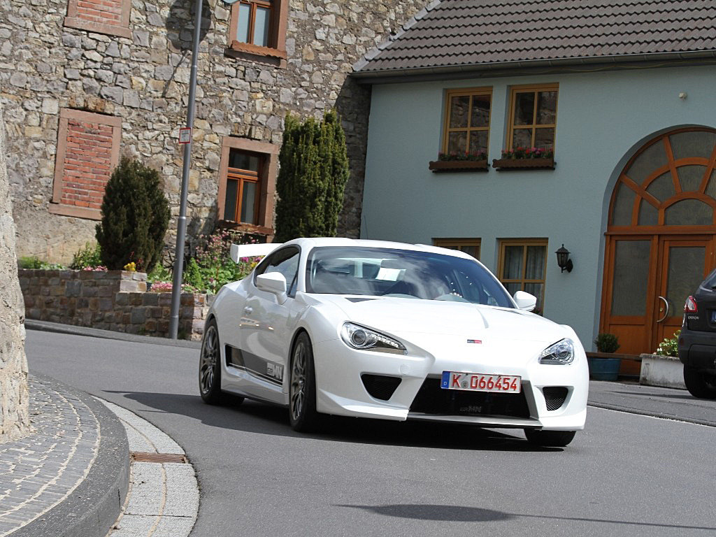 Toyota GT 86 получила 320-сильный турбомотор