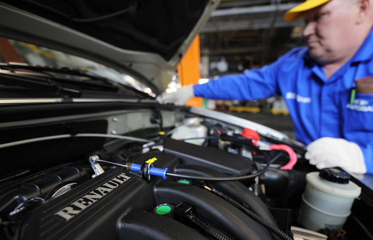 АвтоВАЗ приостановил сборку автомобилей Renault и Nissan