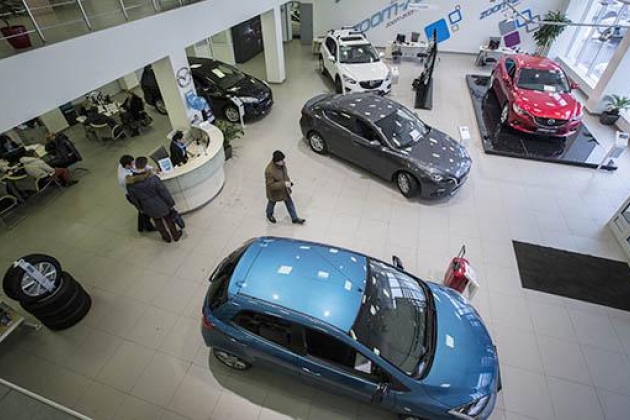 В России в 2015 году существенно сократилось количество автодилеров