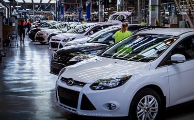 Впервые с 2000 года в России сократилось производство иномарок