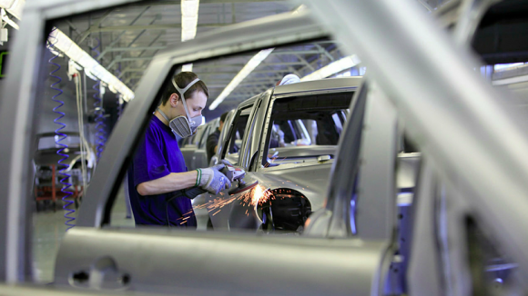 Китайская компания Geely может прекратить производство машин в России