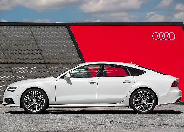 Audi отзывает машины в России