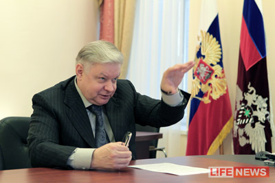 Полиция ищет автомобиль-двойник главы ФАС