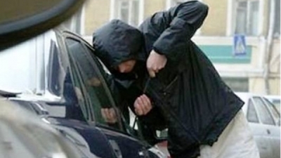 В Москве полицейских подозревают в сговоре с угонщиками