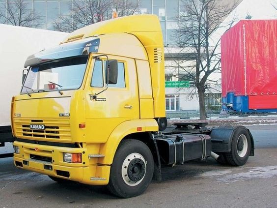 КАМАЗ в апреле сохранит 19 рабочих дней