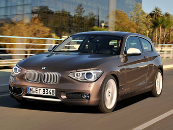 Китаец простоял четыре дня без движения ради новой BMW