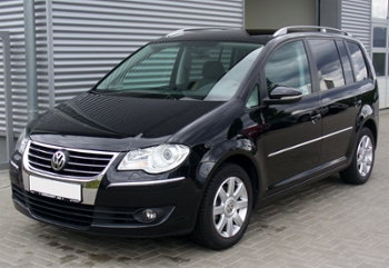 Volkswagen отзывает в России 17 автомобилей Touran
