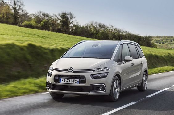 Объявлены дата продаж и цены на Citroen С4 Picasso и Grand C4 Picasso
