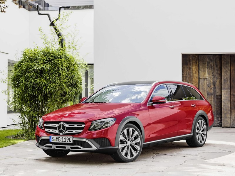 В России начались продажи внедорожника Mercedes-Benz All-Terrain