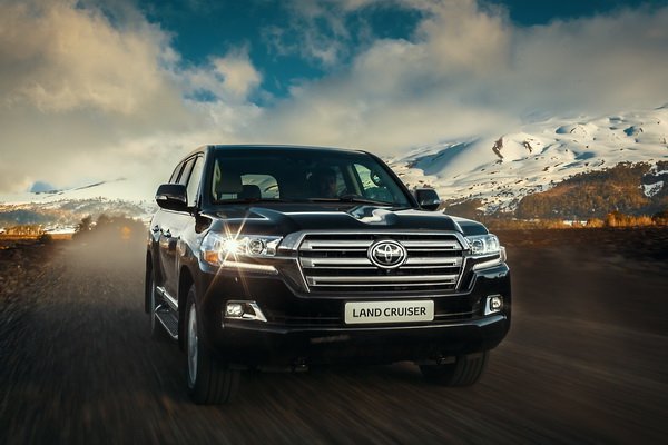 Toyota подняла цены на автомобили в России