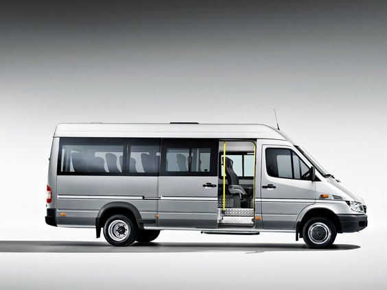 Mercedes отзывает 3236 автомобилей Sprinter Classic (909)