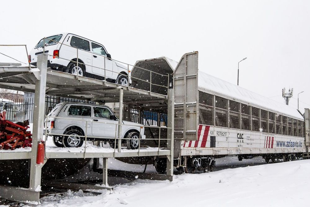 Lada 4x4 отправилась покорять Китай
