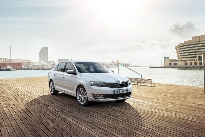 Стартовал прием заказов и названы цены на обновленный Skoda Rapid