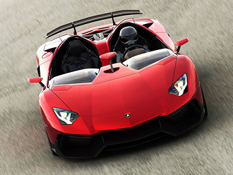 Птицы предпочитают пачкать красные машины