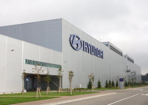 Завод Hyundai в Петербурге запускает конвейер