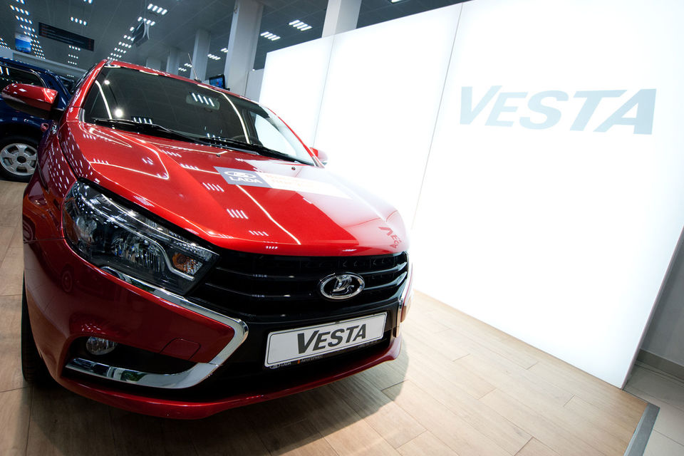 Седан Lada Vesta с 1 сентября подорожает во всех комплектациях на 9000 руб