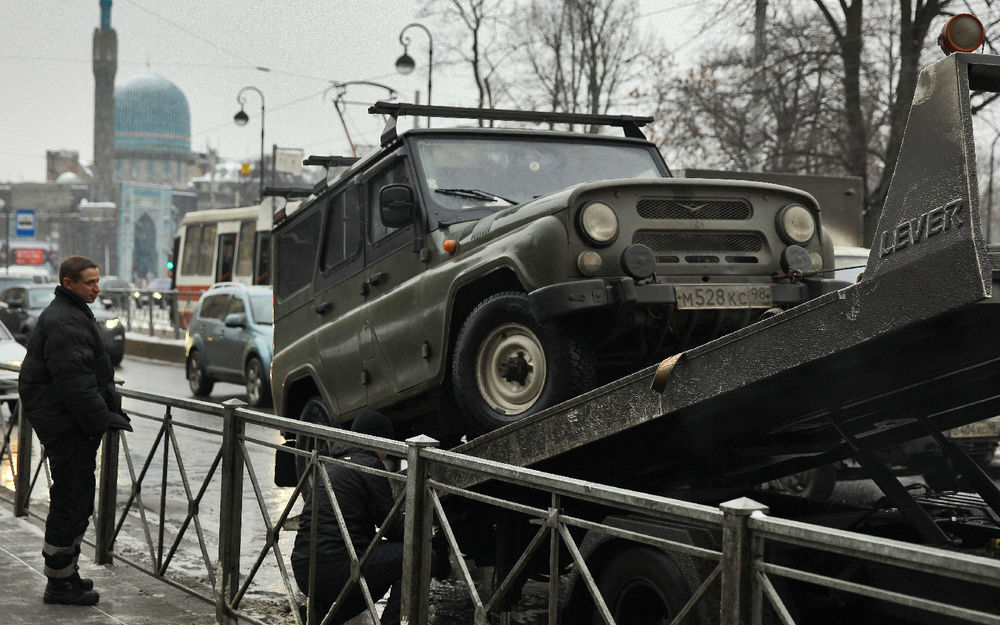 Лишенных прав водителей будут наказывать за езду конфискацией автомобиля