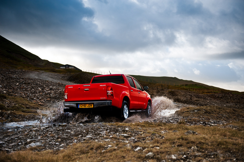 В России отзывают 9310 пикапов Toyota Hilux