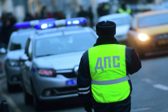 Водителям разрешили снимать действия автоинспекторов