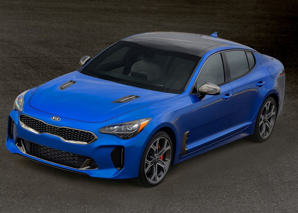 Kia объявила цены на модель Stinger