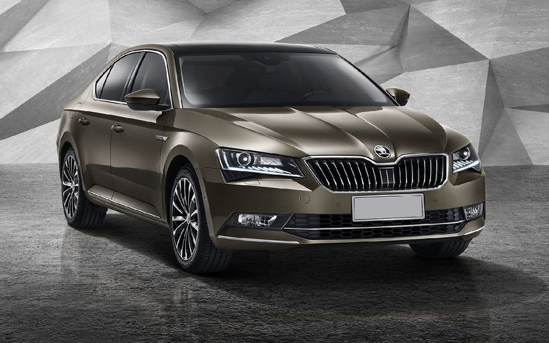 Skoda отзывает в России модель Superb