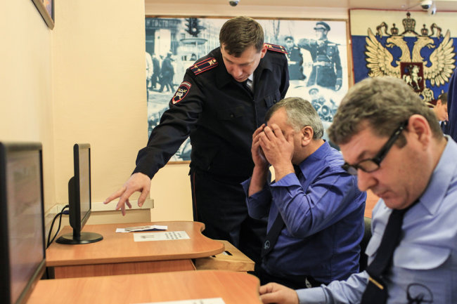 ГИБДД исправила неточности в экзаменационных билетах