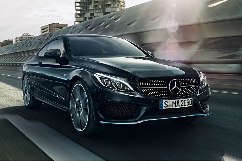 Названы цены на обновленный седан Mercedes-Benz С-класса