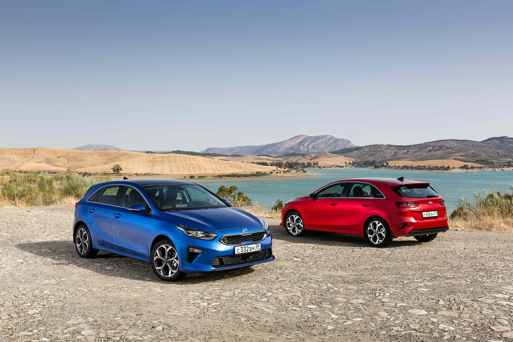 Kia назвала цены и комплектации на новый хэтчбек Ceed в России