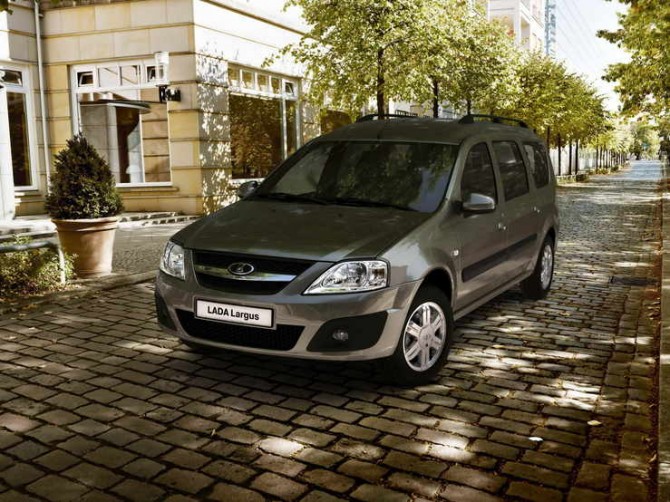 АвтоВАЗ отзывает Lada Largus из-за проблем с тормозами