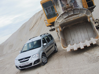 Запущено производство грузового фургона Lada Largus