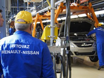 ФАС разрешила французам получить контроль над "АвтоВАЗом"