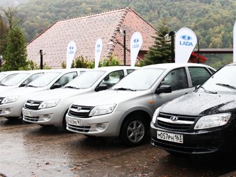 "АвтоВАЗ" открыл онлайн-заказ машин