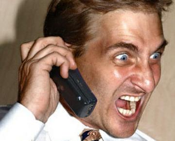 Автовладельцы все чаще жалуются на страховщиков в ФСФР