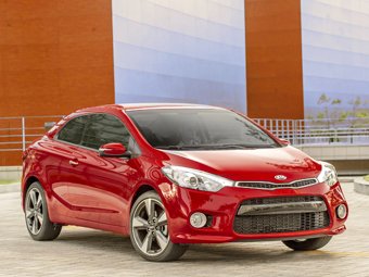 Двухдверка Cerato Koup оказалась доступна на российском рынке с одним мотором