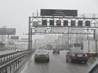 ГИБДД задумалась о повышении скорости на МКАД