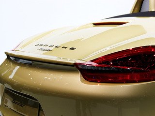 Porsche займется разработкой компонентов для электромобилей
