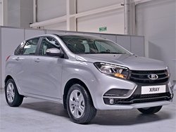 АВТОВАЗ сократил план производства LADA XRAY в два раза