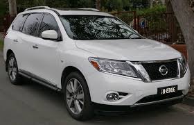 Nissan озвучил цены на внедорожник Pathfinder 2016 модельного года