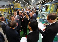 В ОЭЗ «Липецк» открыли первый в России завод японской фирмы «Йокохама»