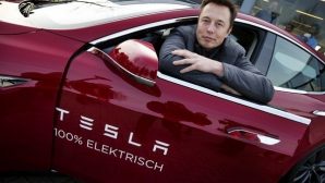 В сентябре 2017 года Tesla представит свой первый грузовик