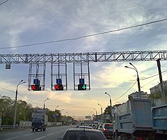 До конца года в Москве появятся три новых реверсивных полосы